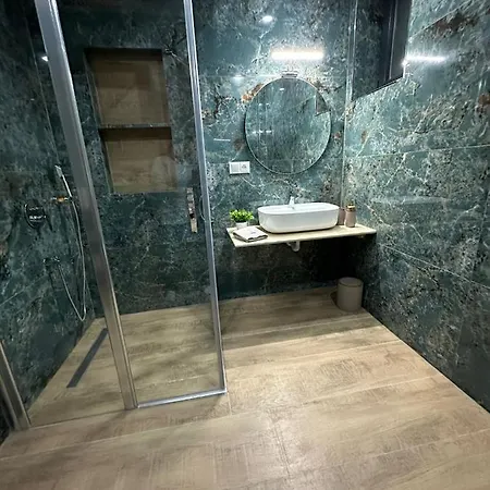 Angelstone Suit 5 Apartment